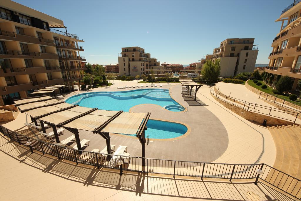 Menada Luxor Apartments Sweti Wlas Exterior foto