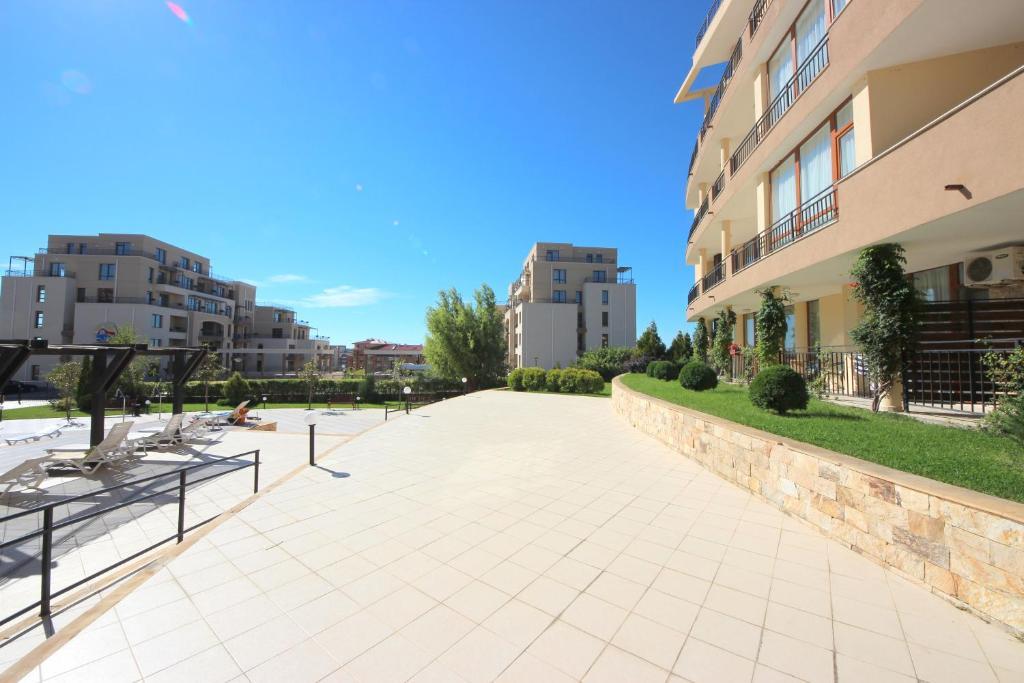 Menada Luxor Apartments Sweti Wlas Exterior foto