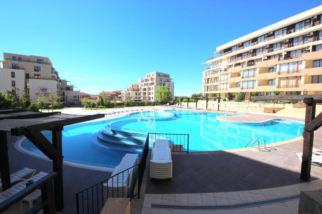 Menada Luxor Apartments Sweti Wlas Exterior foto