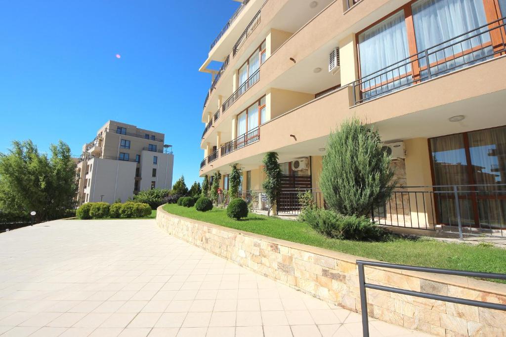 Menada Luxor Apartments Sweti Wlas Exterior foto