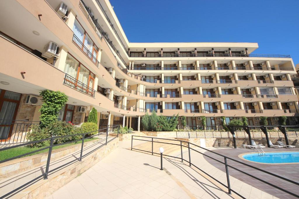 Menada Luxor Apartments Sweti Wlas Exterior foto