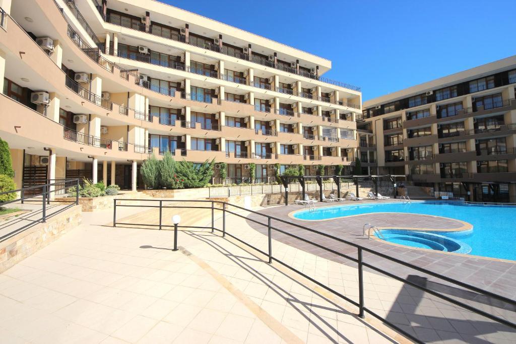 Menada Luxor Apartments Sweti Wlas Exterior foto