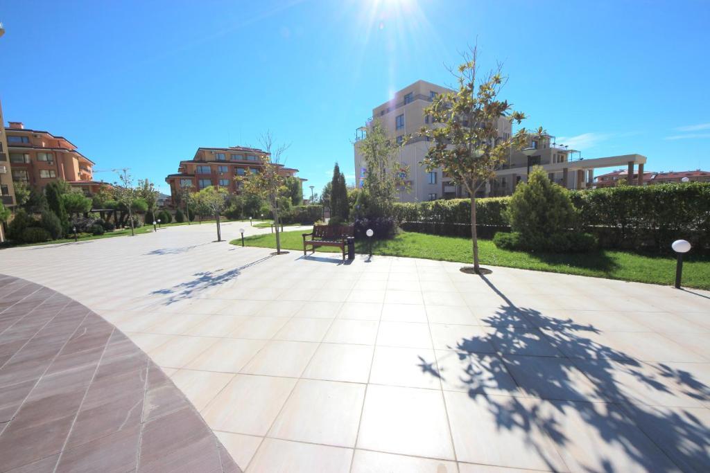 Menada Luxor Apartments Sweti Wlas Exterior foto